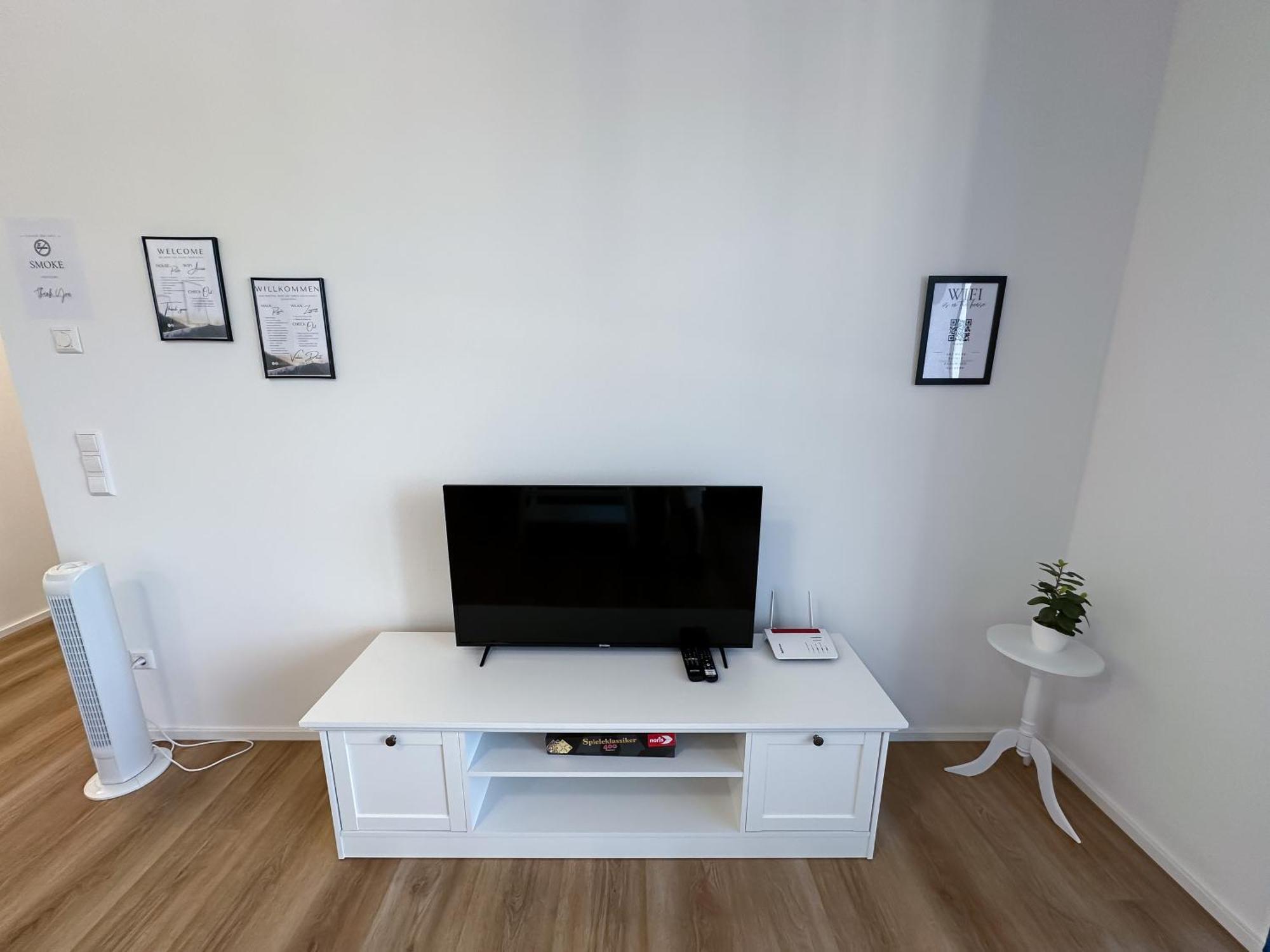 Suite4Me - Balkon I Kueche I Waschmaschine I Mainz-Kostheim 威斯巴登 外观 照片