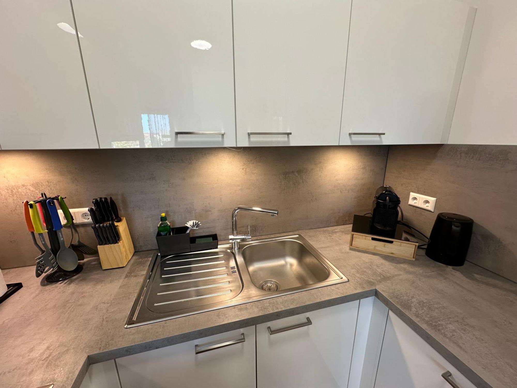Suite4Me - Balkon I Kueche I Waschmaschine I Mainz-Kostheim 威斯巴登 外观 照片