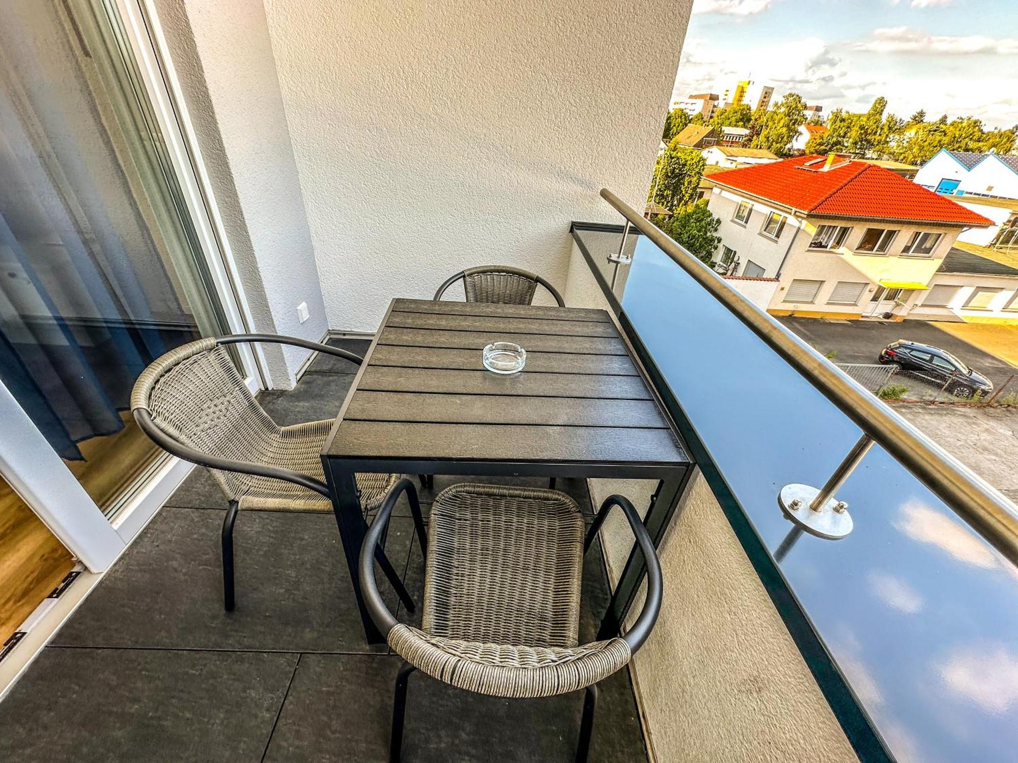 Suite4Me - Balkon I Kueche I Waschmaschine I Mainz-Kostheim 威斯巴登 外观 照片